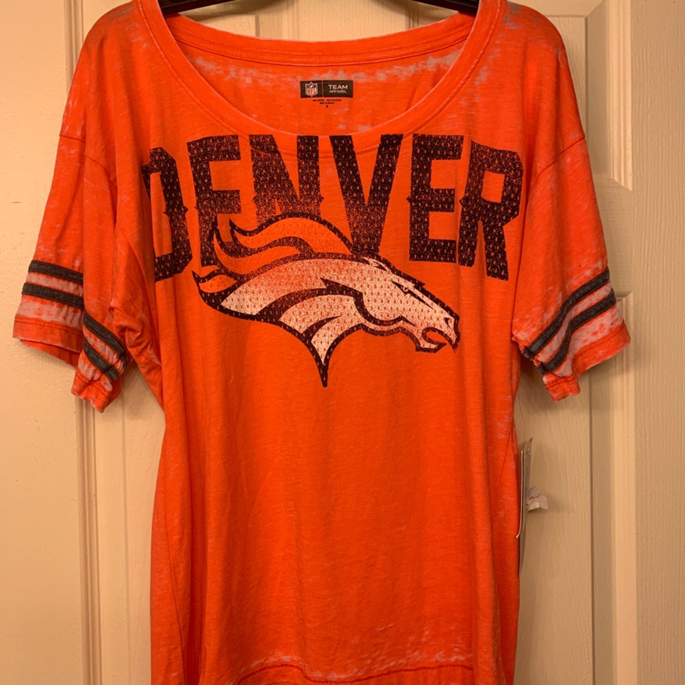 Denver Broncos shirt